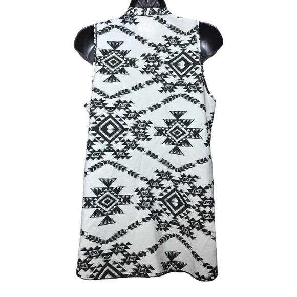 Aztec Graphic Tank - Picture 2 of 5